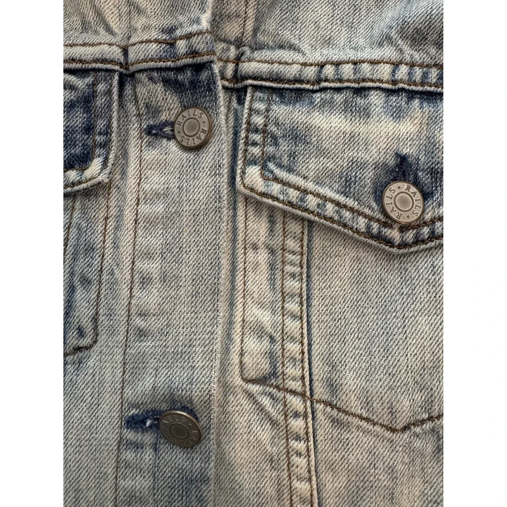 Rails Knox Distressed Denim Jacket Medium Light Wash 100% cotton Jacket Small
